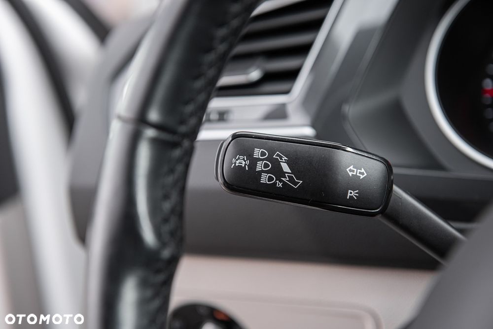 Volkswagen Tiguan - 19
