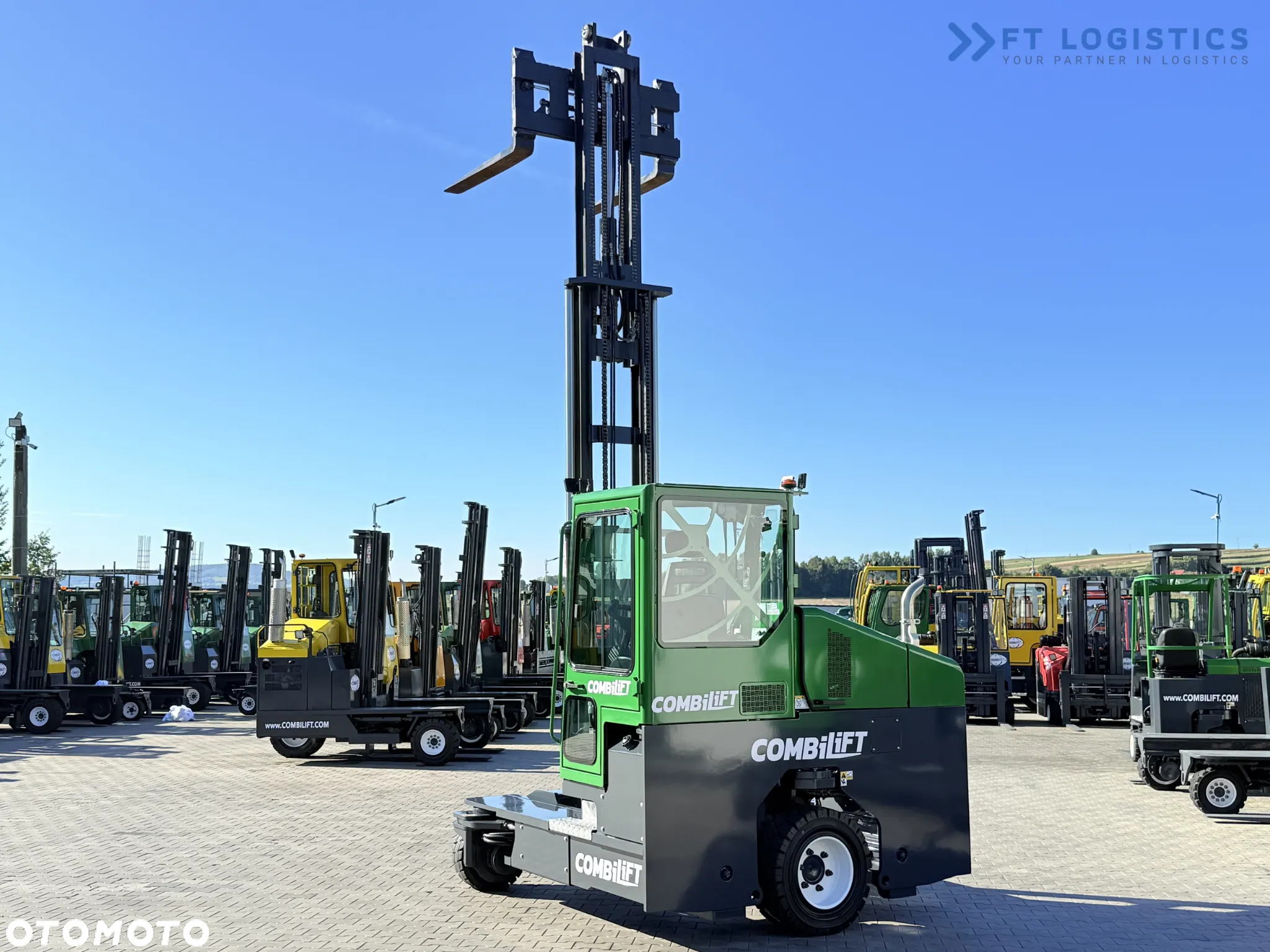 Combilift WÓZEK CZTEROKIERUNKOWY - WIELOKIERUNKOWY C4500 / DIESEL / TRIPLEX 4900MM /JEDYNE 4854 MOTOGODZIN /  POZYCJONER WIDEŁ / PEŁNA KABINA - OGRZEWANIE / STAN IDEALNY / Szeroka oferta wózków czterokierunkowych i bocznych, dopasowanych do różnorodnych potrzeb i zastosowań - 41