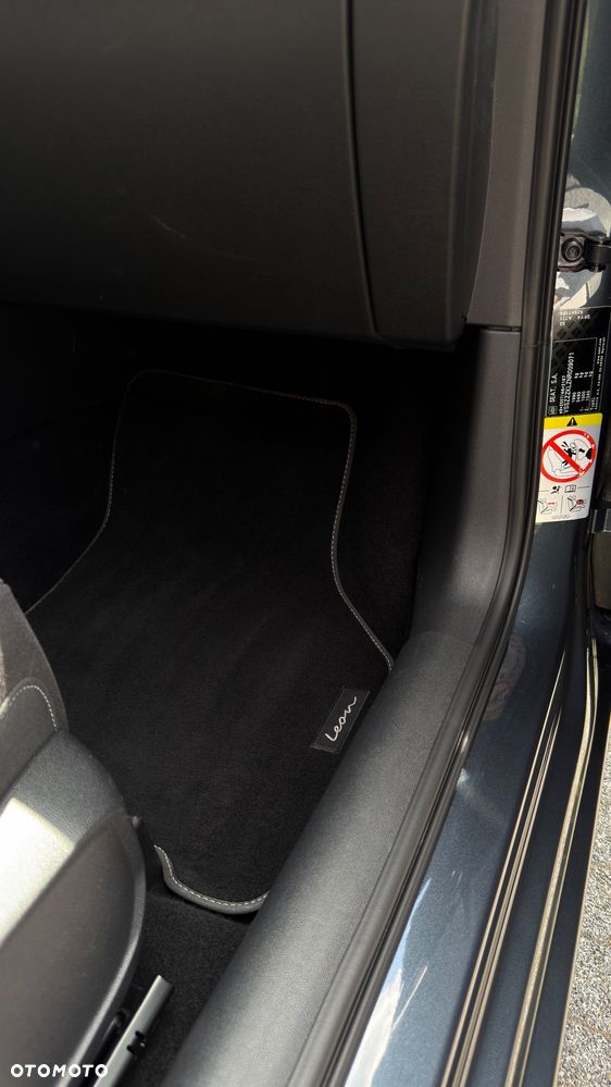 Seat Leon 1.5 eTSI Full LED DSG - 33