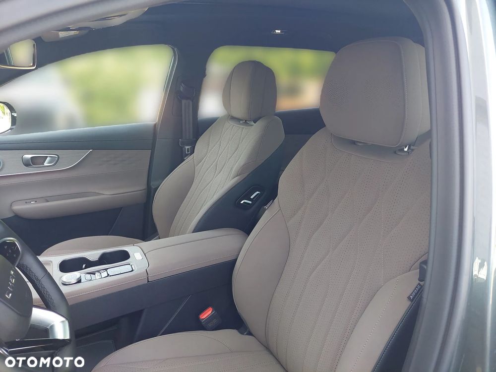 Chery Tiggo 8 1.6 T-GDI Prestige DCT - 11