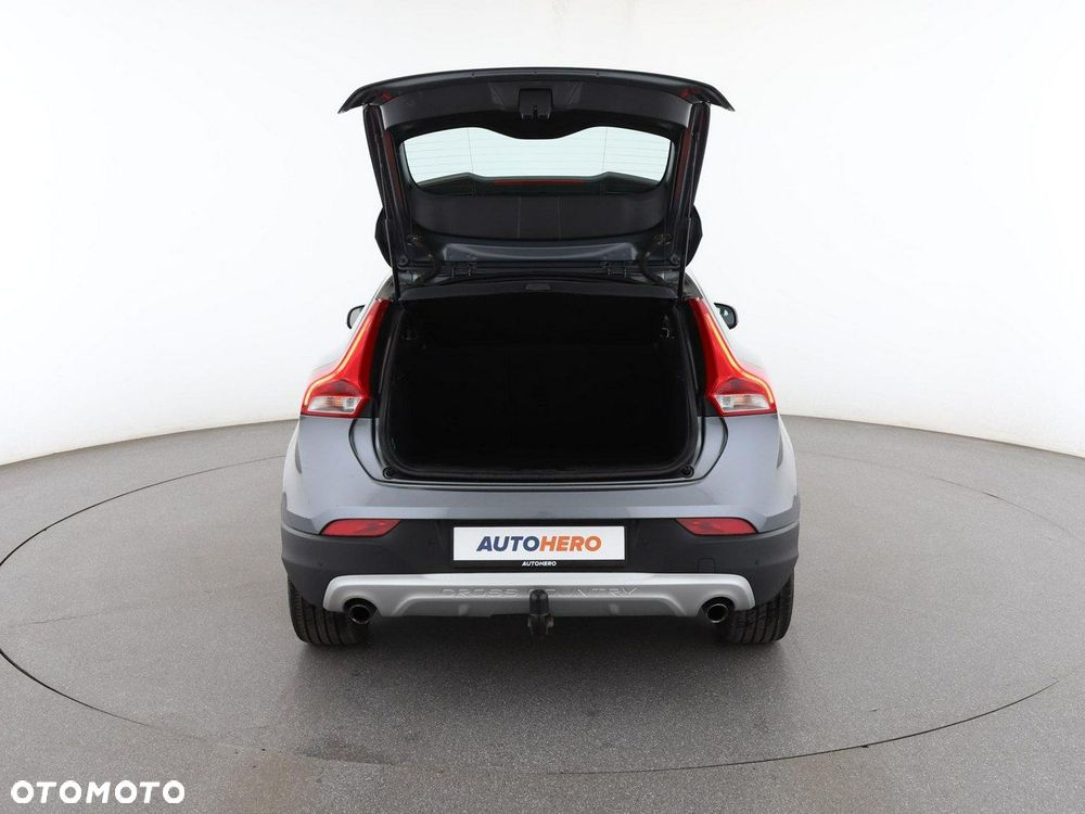 Volvo V40 Cross Country D3 Geartronic Linje You - 20