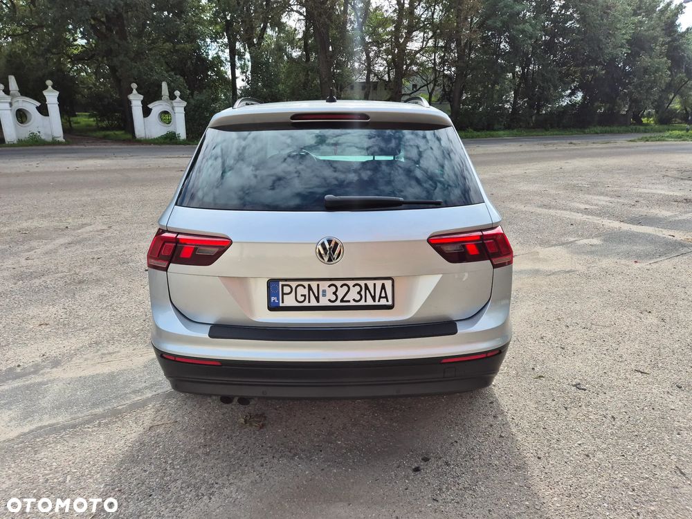 Volkswagen Tiguan - 6