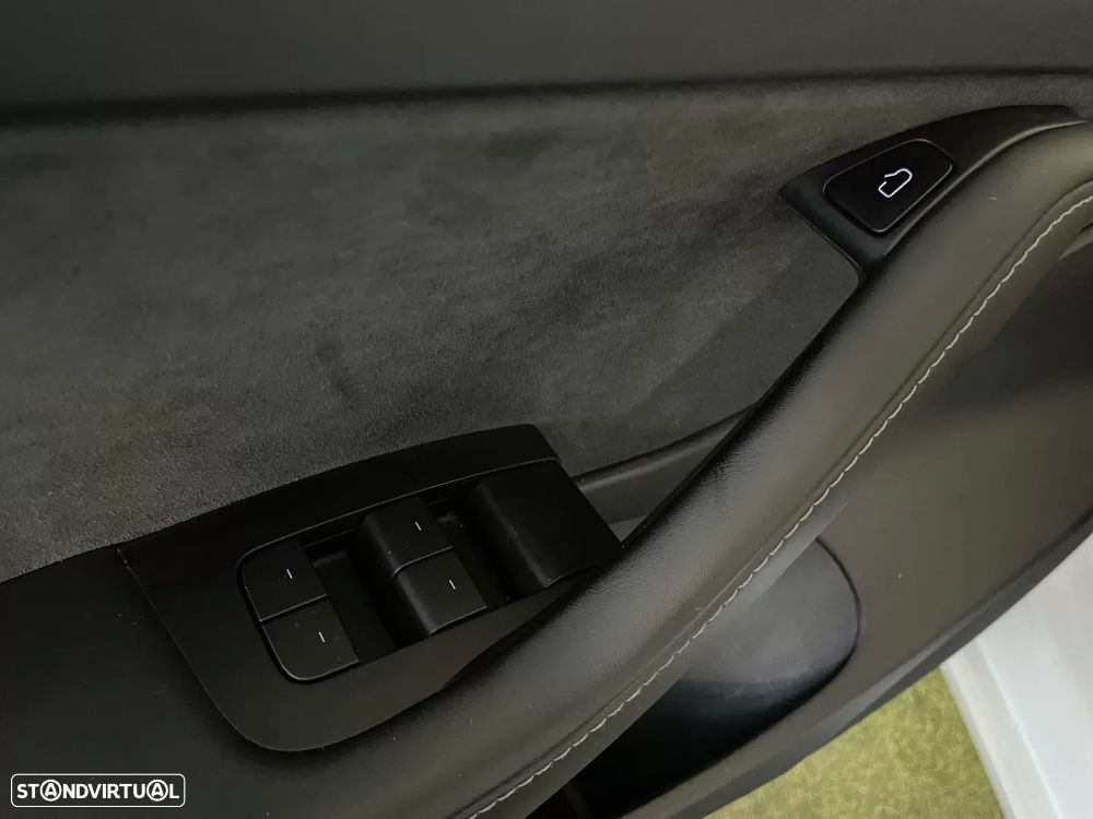 Tesla Model 3 Tração Traseira Premium - 41