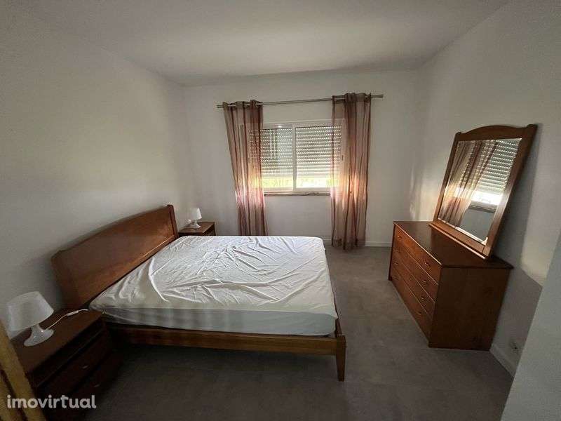 T1 simpático mobilado em Linda a Velha - Grande imagem: 4/11