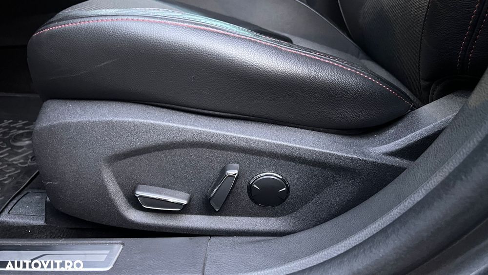 Ford Mondeo 2.0 TDCI PowerShift ST Line High - 7