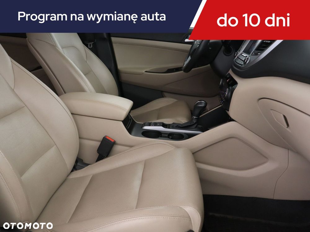 Hyundai Tucson - 11