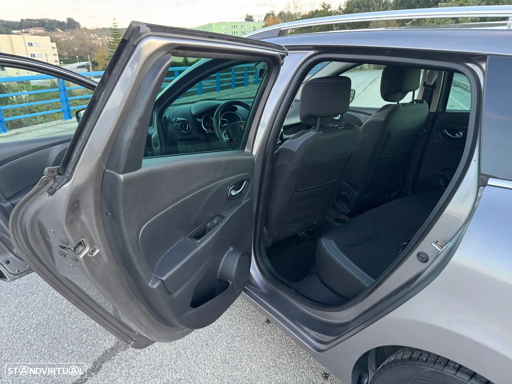 Renault Clio Sport Tourer Energy dCi 90 EDC Experience - 19