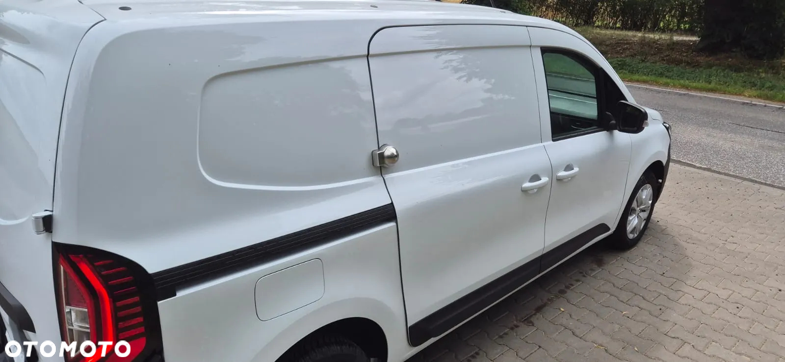 Renault KANGOO III - 6