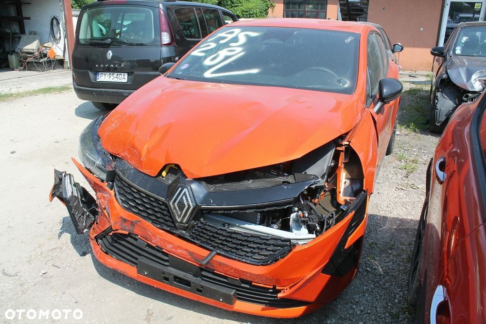 Renault Clio - 5