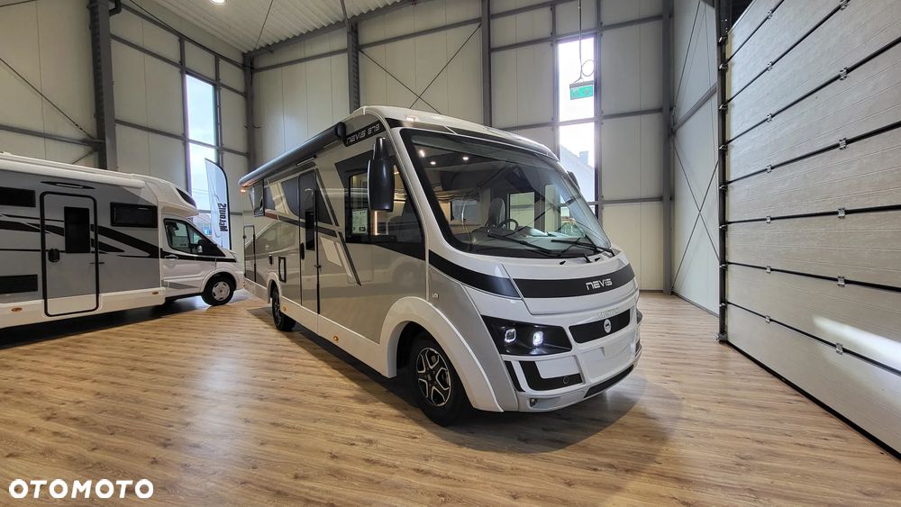 McLOUIS Nevis 879 - 5 osobowy - 2