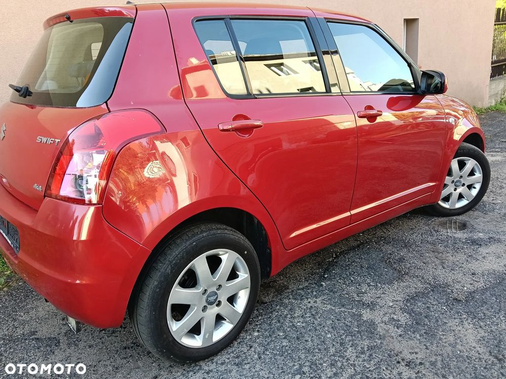 Suzuki Swift - 3