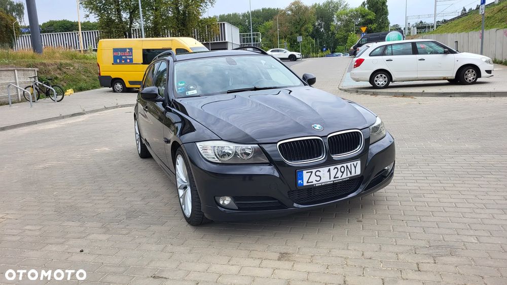BMW Seria 3 320d - 4