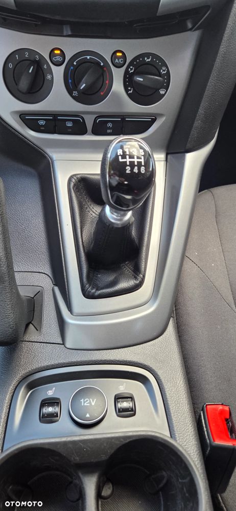 Ford Focus 1.0 EcoBoost STart-Stopp-System TITANIUM - 27