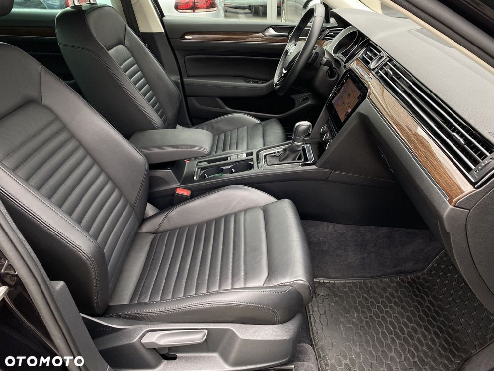 Volkswagen Passat 2.0 TSI BMT Highline DSG - 38