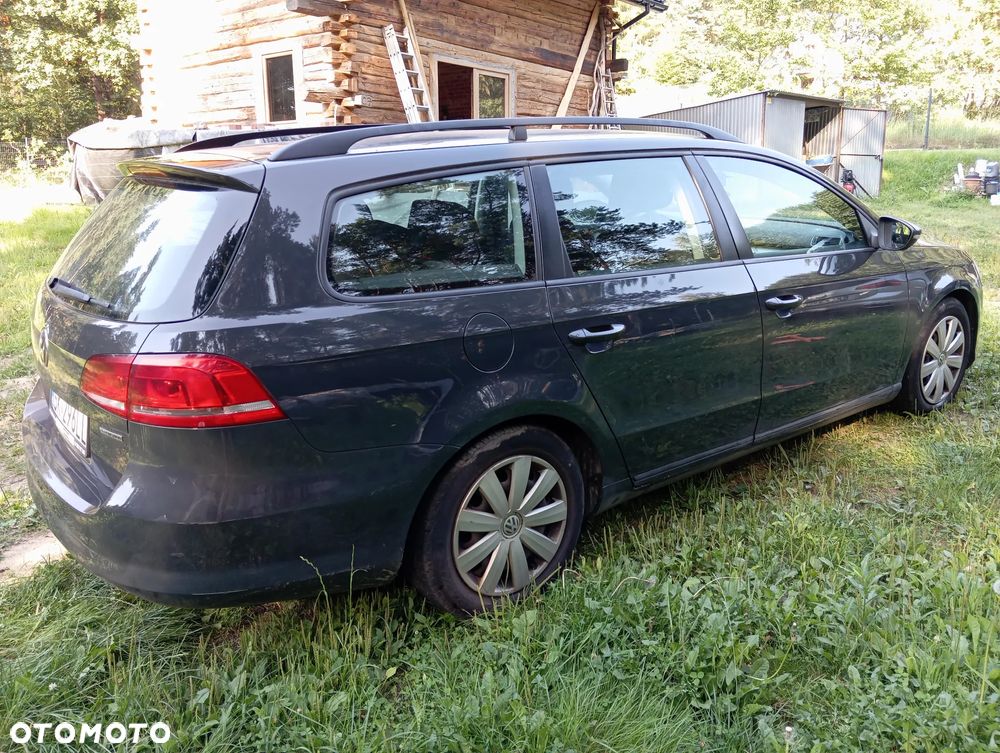Volkswagen Passat - 2