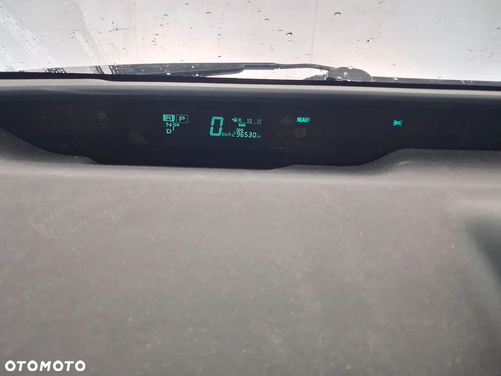 Toyota Prius 1.5 VVT-i Sol - 17