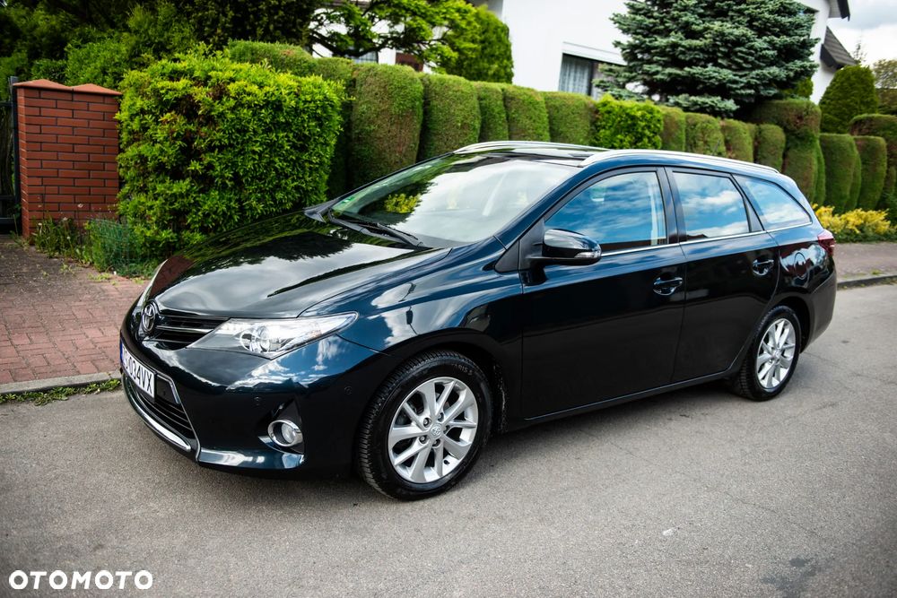 Toyota Auris 1.6 Valvematic Comfort - 10