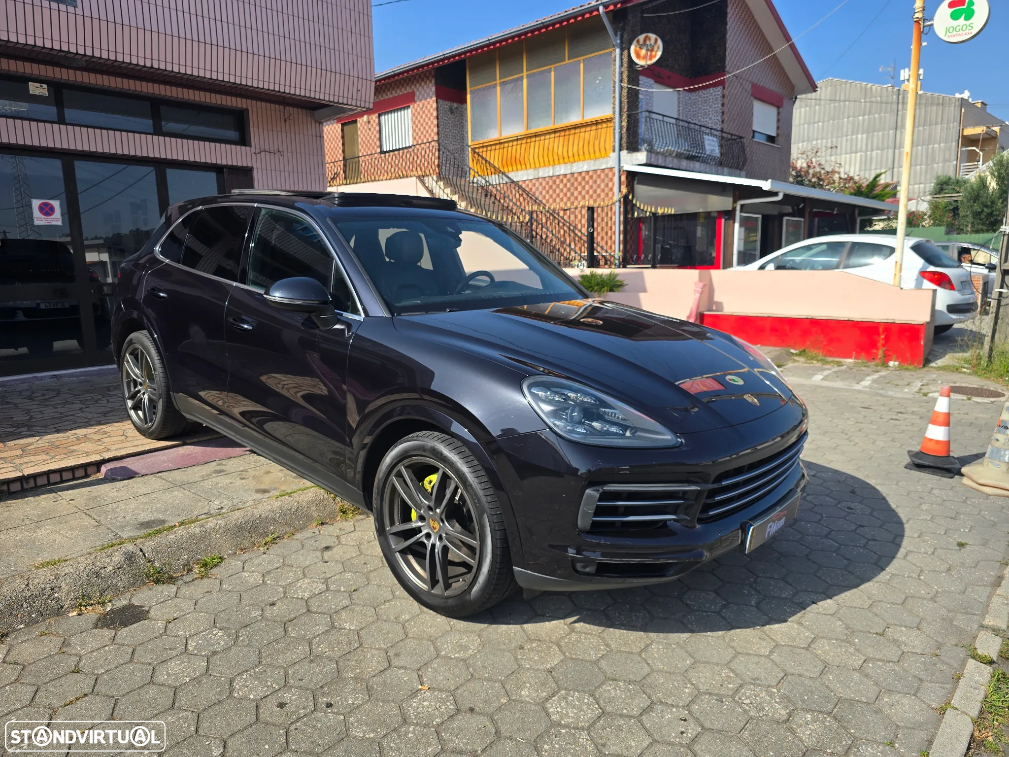 Porsche Cayenne - 7