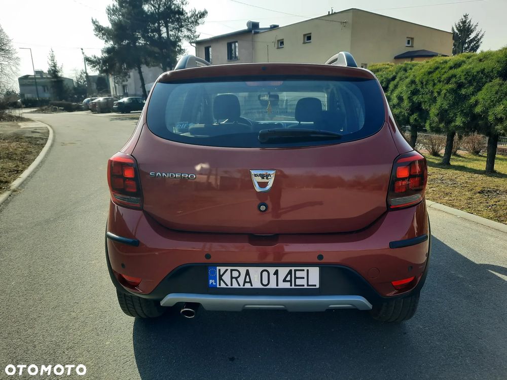 Dacia Sandero Stepway 0.9 TCe Ambiance S&S EU6 - 8