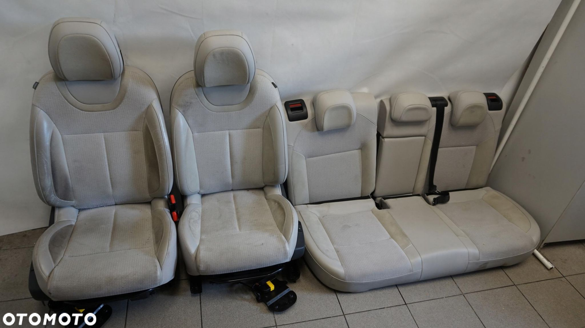 KANAPA FOTELE DO VANA CITROEN C4 II B7 - 4