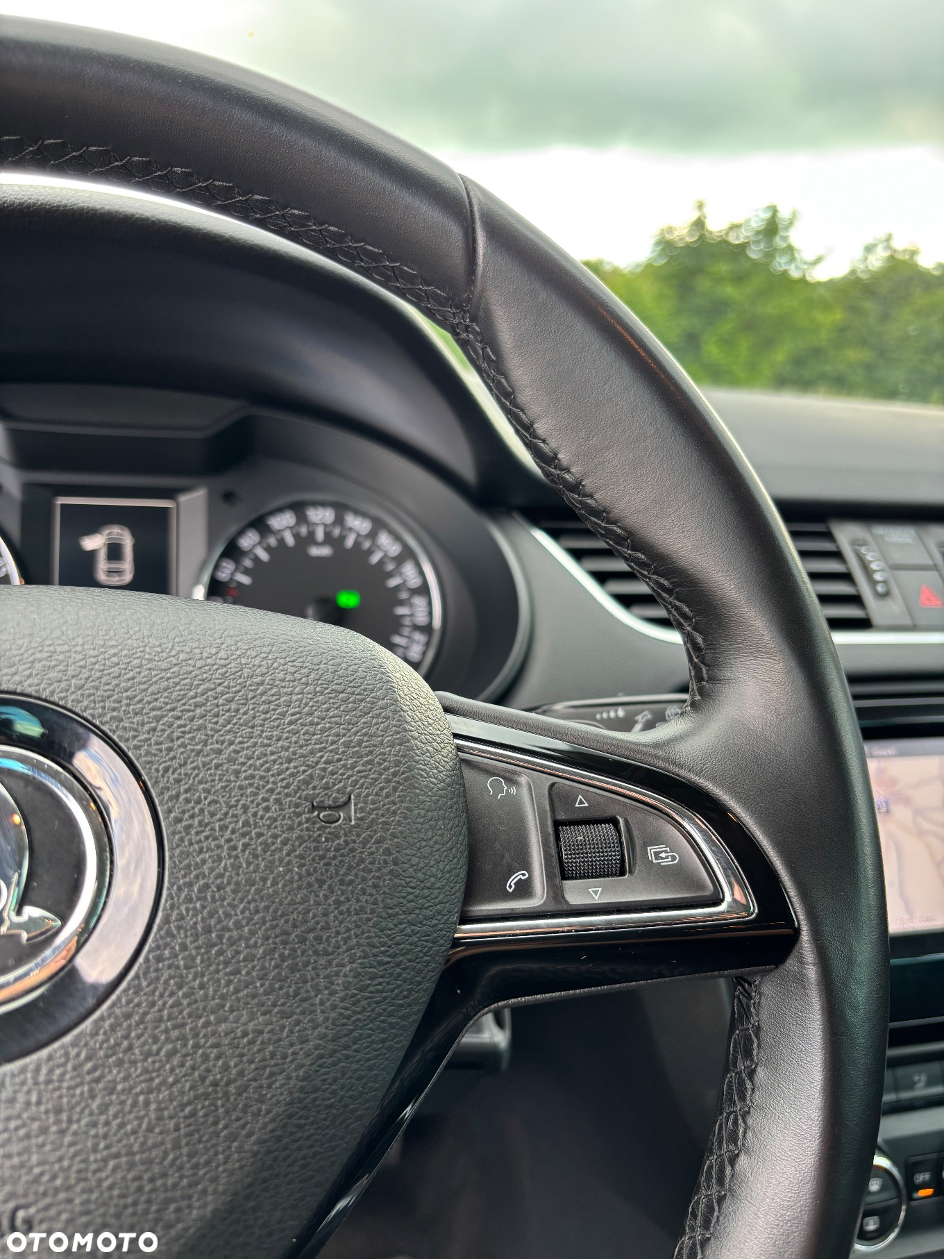Skoda Octavia Combi 1.6 TDI DPF DSG Elegance - 22