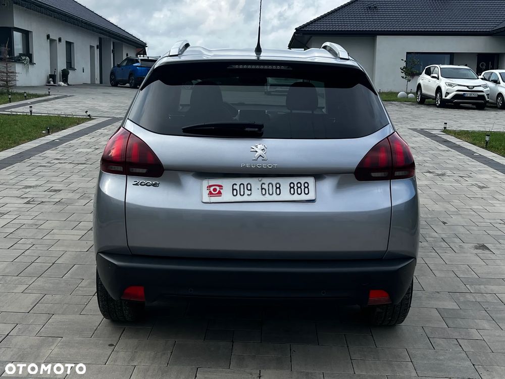 Peugeot 2008 PureTech 82 Style - 6