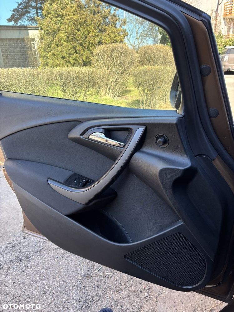 Opel Astra 1.6 EU6 - 10