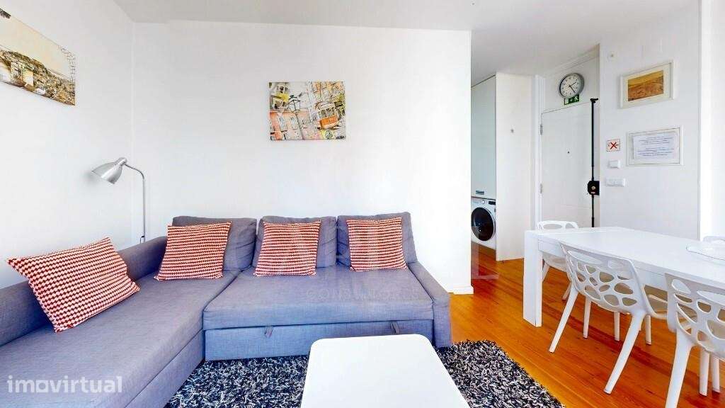 Apartamento T2 Renovado no Coração de Arroios - Grande imagem: 2/24