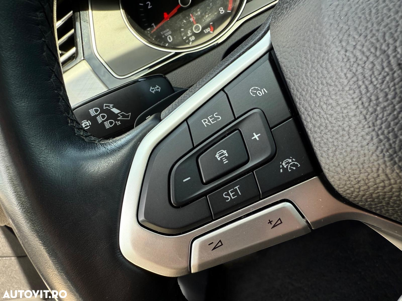 Volkswagen Passat - 19