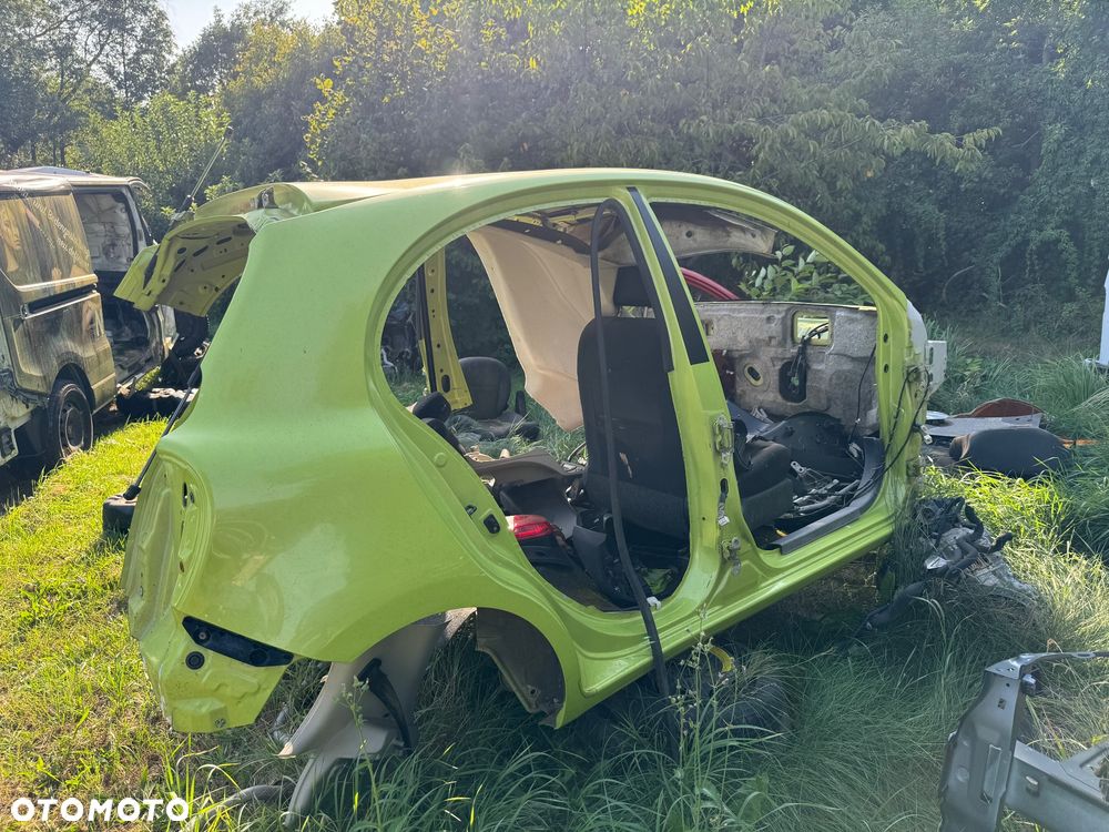 NISSAN MICRA K13 10- ĆWIARTKA BŁOTNIK PRAWY TYŁ PRÓG SŁUPEK