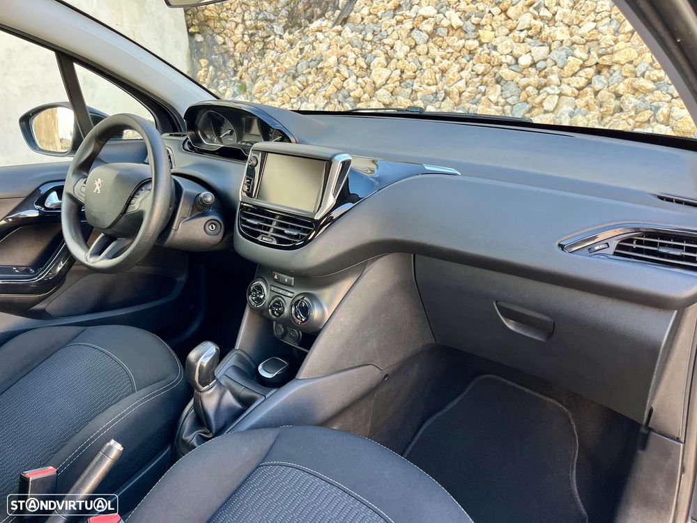 Peugeot 208 1.6 BlueHDi Allure - 17