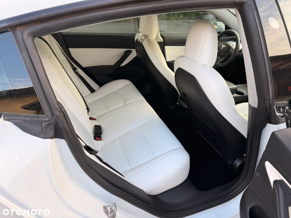 Tesla Model 3 Standard Hinterradantrieb - 6