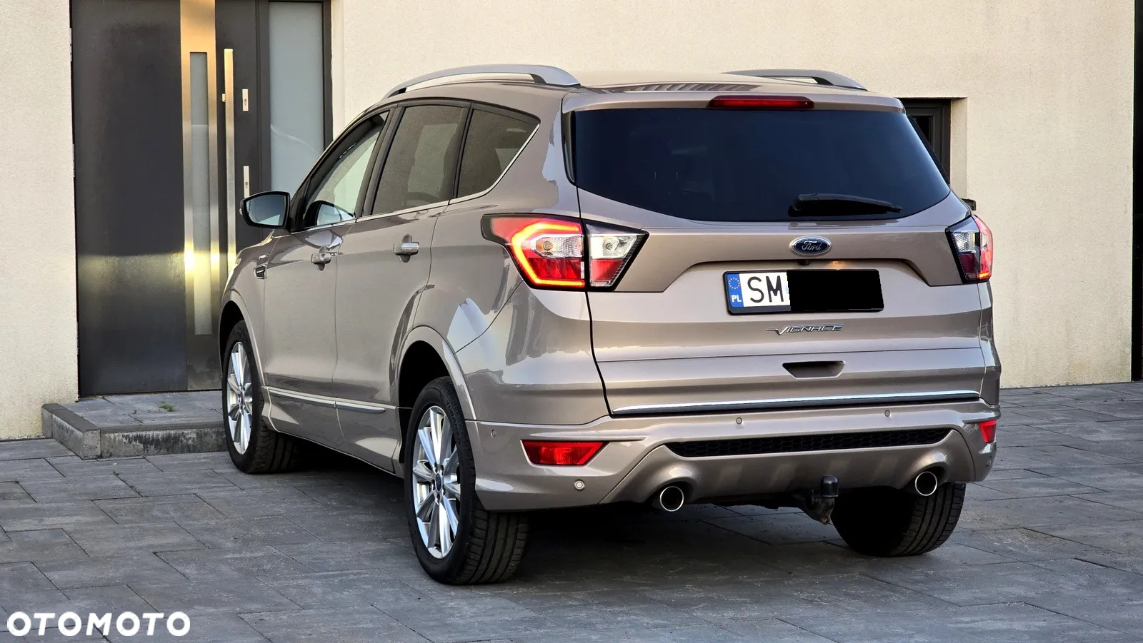 Ford Kuga Vignale 2.0 TDCi AWD - 11