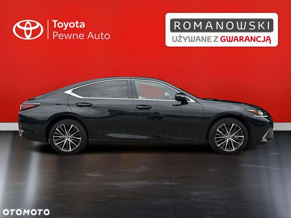 Lexus ES 300h Business Edition - 5