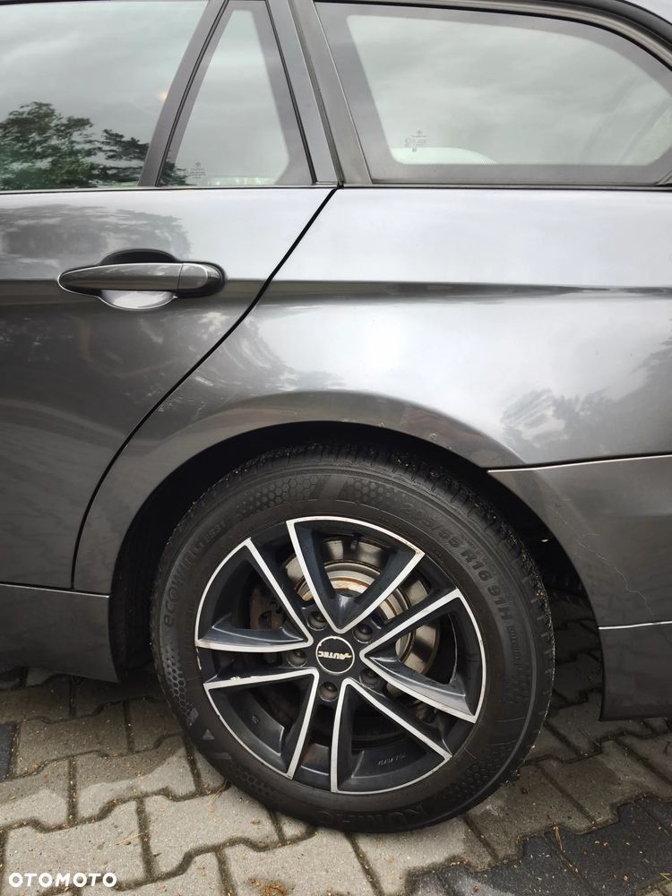 BMW Seria 3 320d - 37