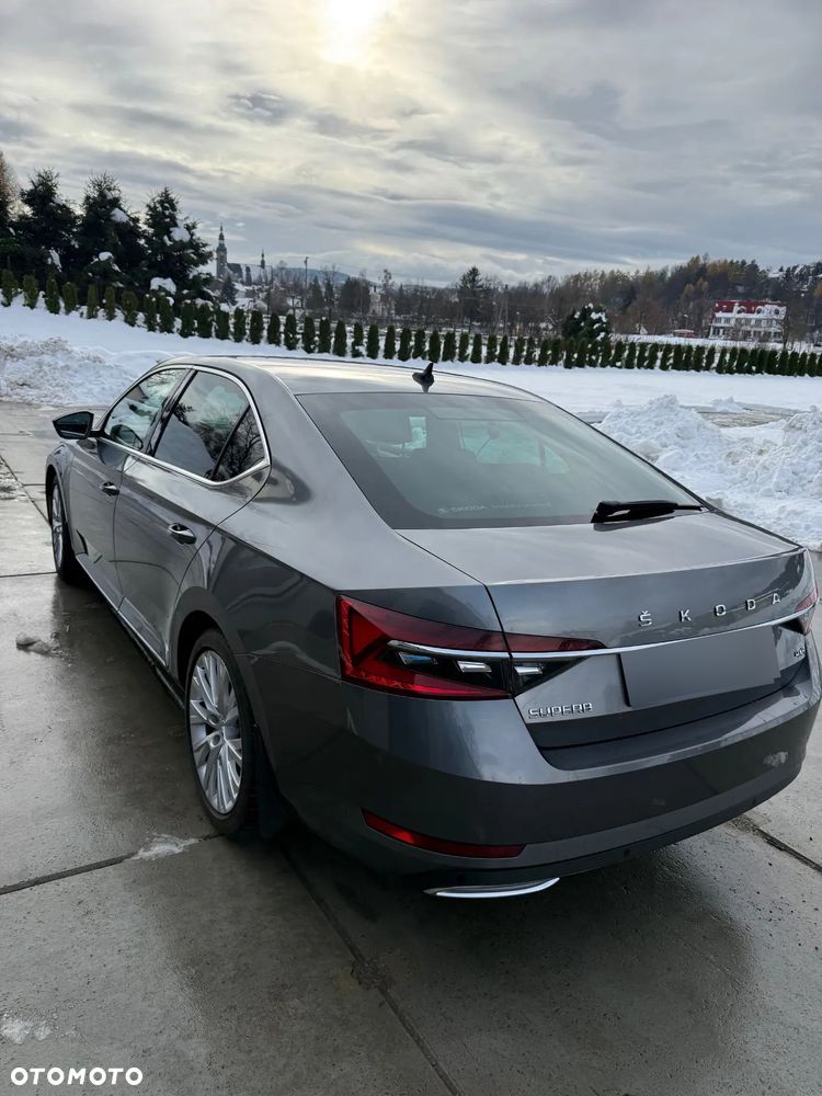 Skoda Superb 2.0 TDI SCR 4x4 L&K DSG - 2
