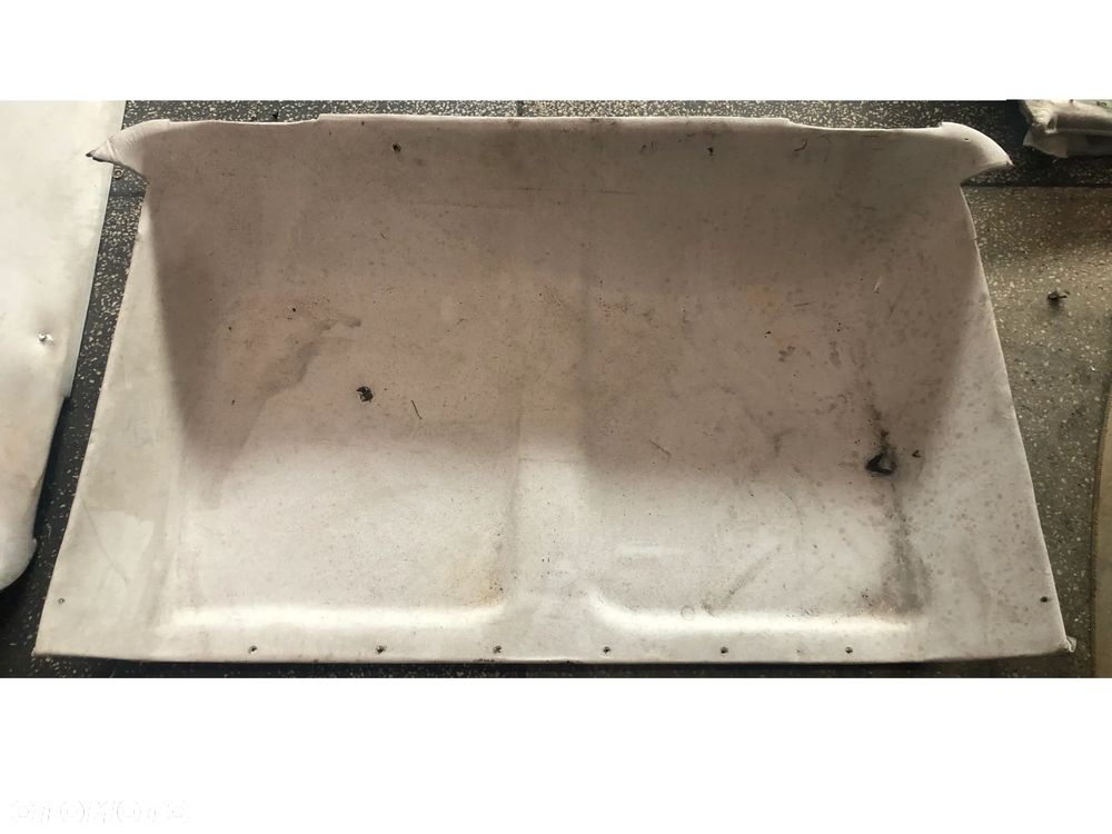 Podsufitka tylna Land Rover Defender 130 - 1