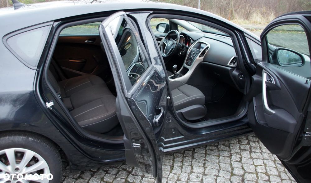 Opel Astra 1.7 CDTI DPF Active - 17