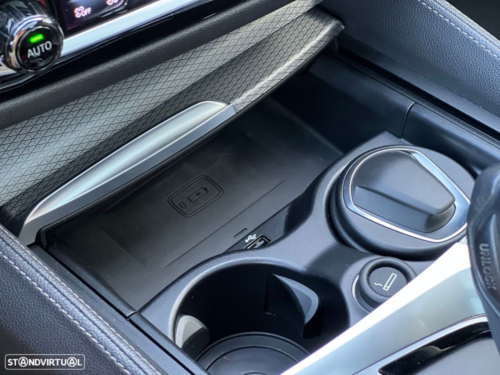 BMW 630 Gran Turismo d xDrive Pack M - 33