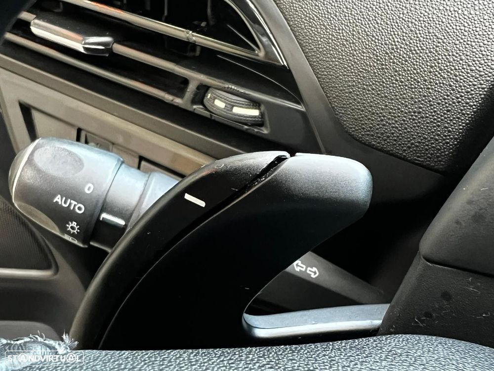 Citroën C4 Grand Picasso 1.6 BlueHDi Shine EAT6 - 28