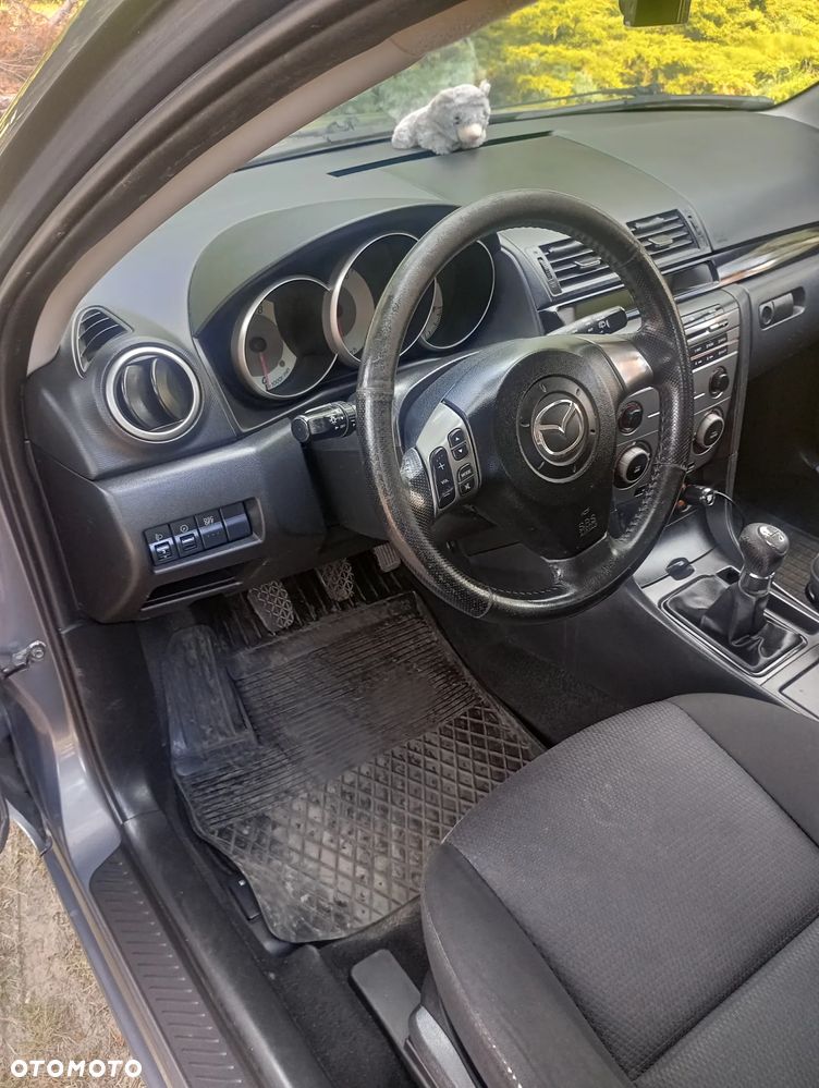 Mazda 3 - 15
