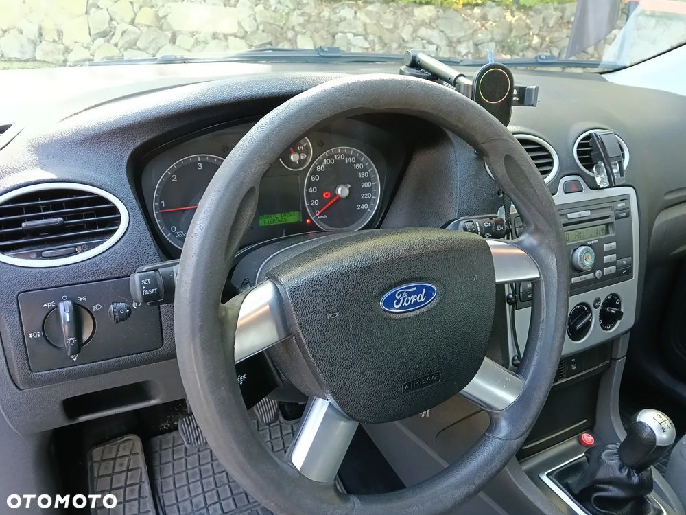 Ford Focus 1.6 TDCi Ambiente - 5