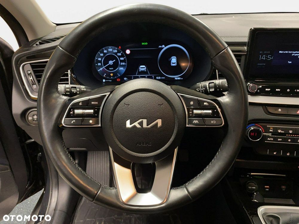 Kia XCeed - 20