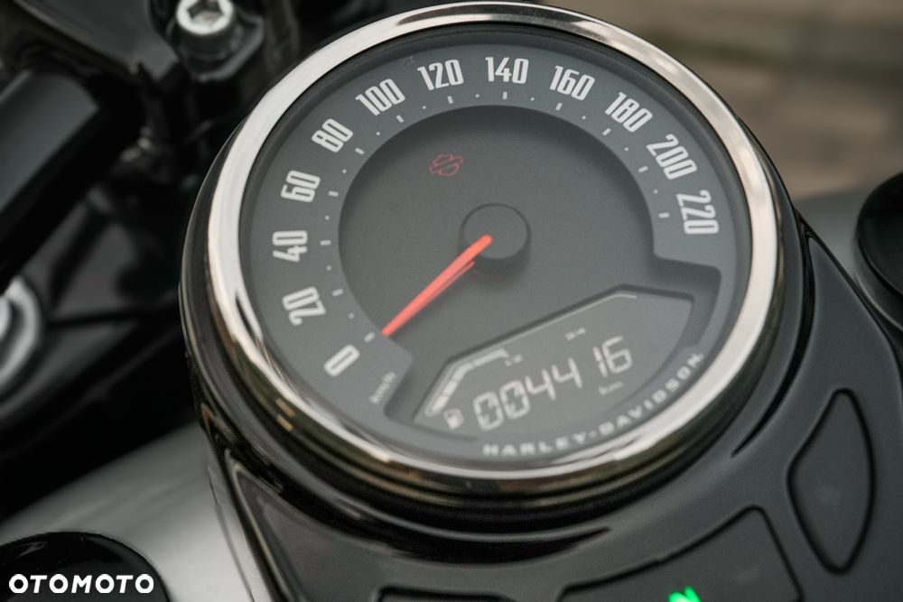 Harley-Davidson Softail Heritage Classic - 19