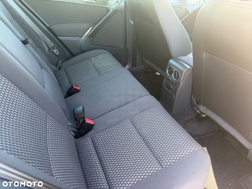 Volkswagen Tiguan - 29