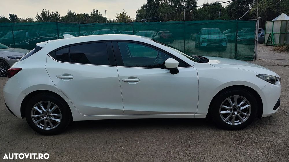 Mazda 3 - 3