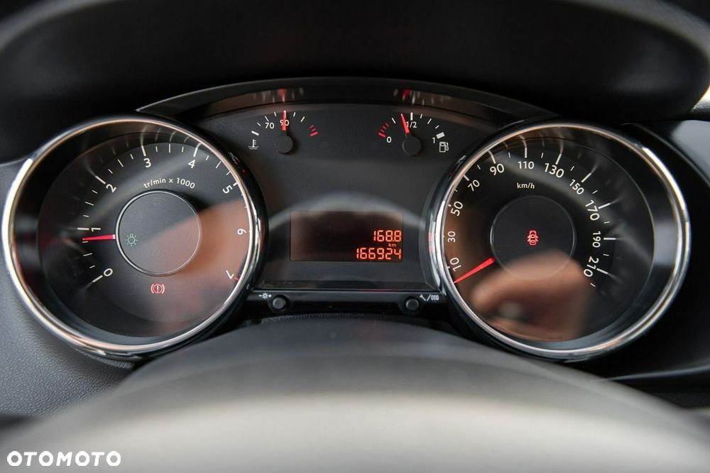 Peugeot 3008 120 VTi Premium - 27