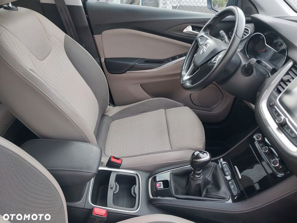 Opel Grandland X 1.2 T Innovation S&S - 16