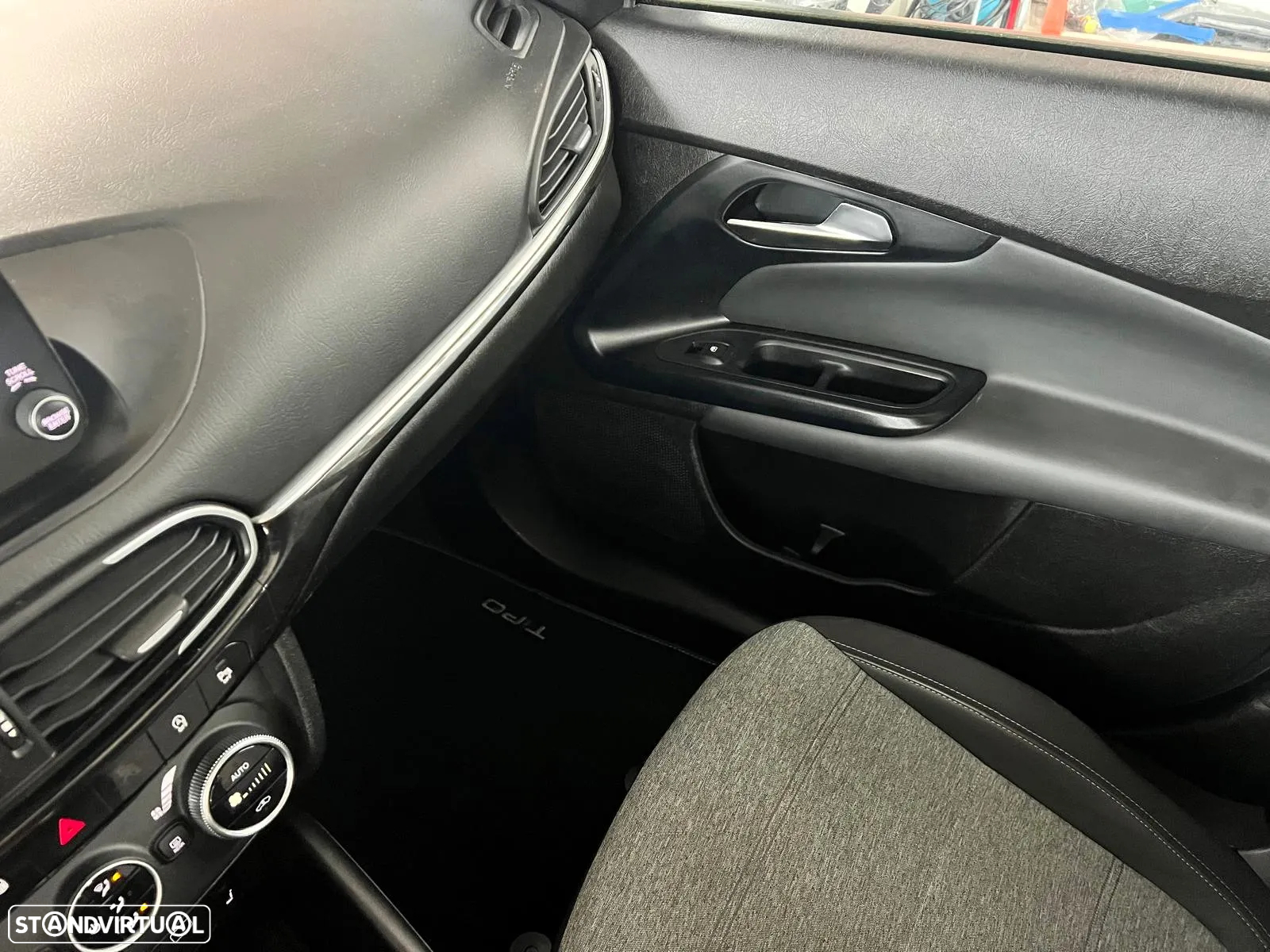 Fiat Tipo Cross 1.6 Multijet City - 18