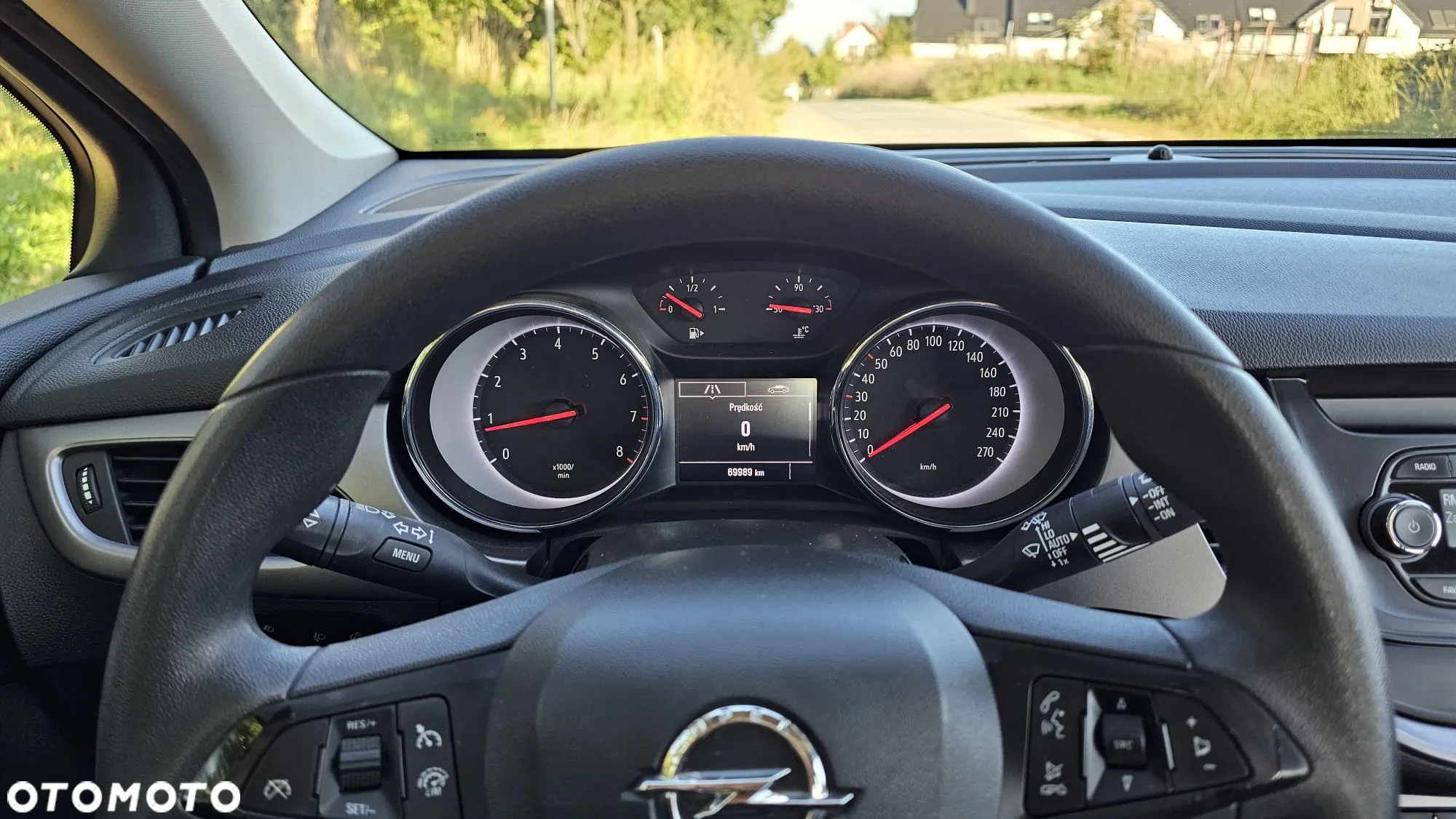 Opel Astra V 1.4 Essentia - 7
